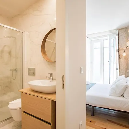 Apartamento With Pool & Patio By Lovelystay