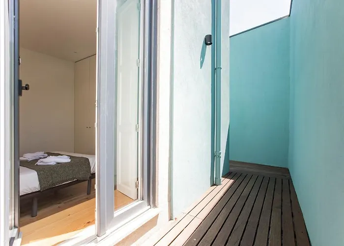 With Pool & Patio By Lovelystay *