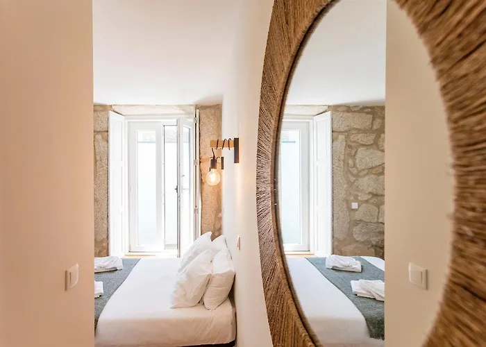 Lägenhet With Pool & Patio By Lovelystay Oporto