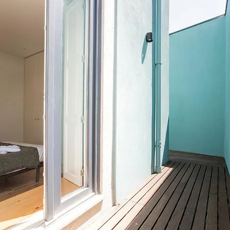 With Pool & Patio By Lovelystay *