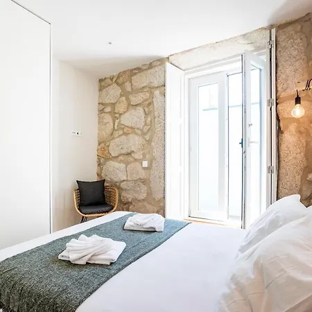 Apartment W/ Pool, Ac & Patio By Lovelystay Porto