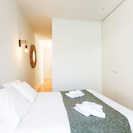 With Pool & Patio By Lovelystay Apartment