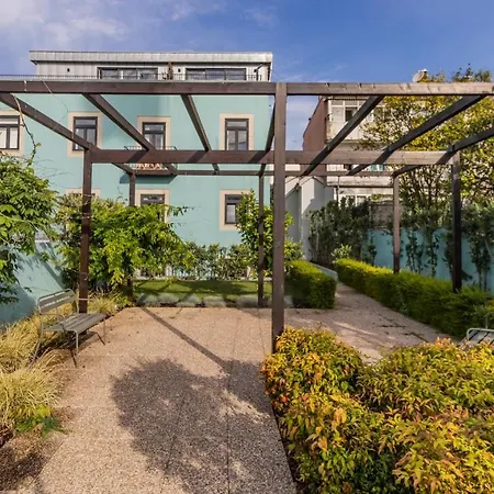 With Pool & Patio By Lovelystay *